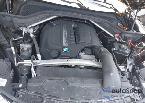 2015 BMW X5 xDrive35I z USA, uszkodzony, nr VIN 5UXKR0C51F0P00820